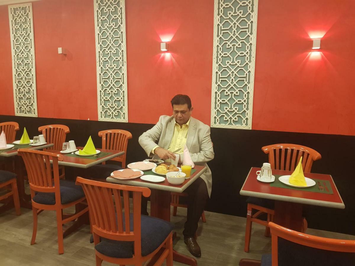 Hotel La Potiniere Schaerbeek Ngoại thất bức ảnh