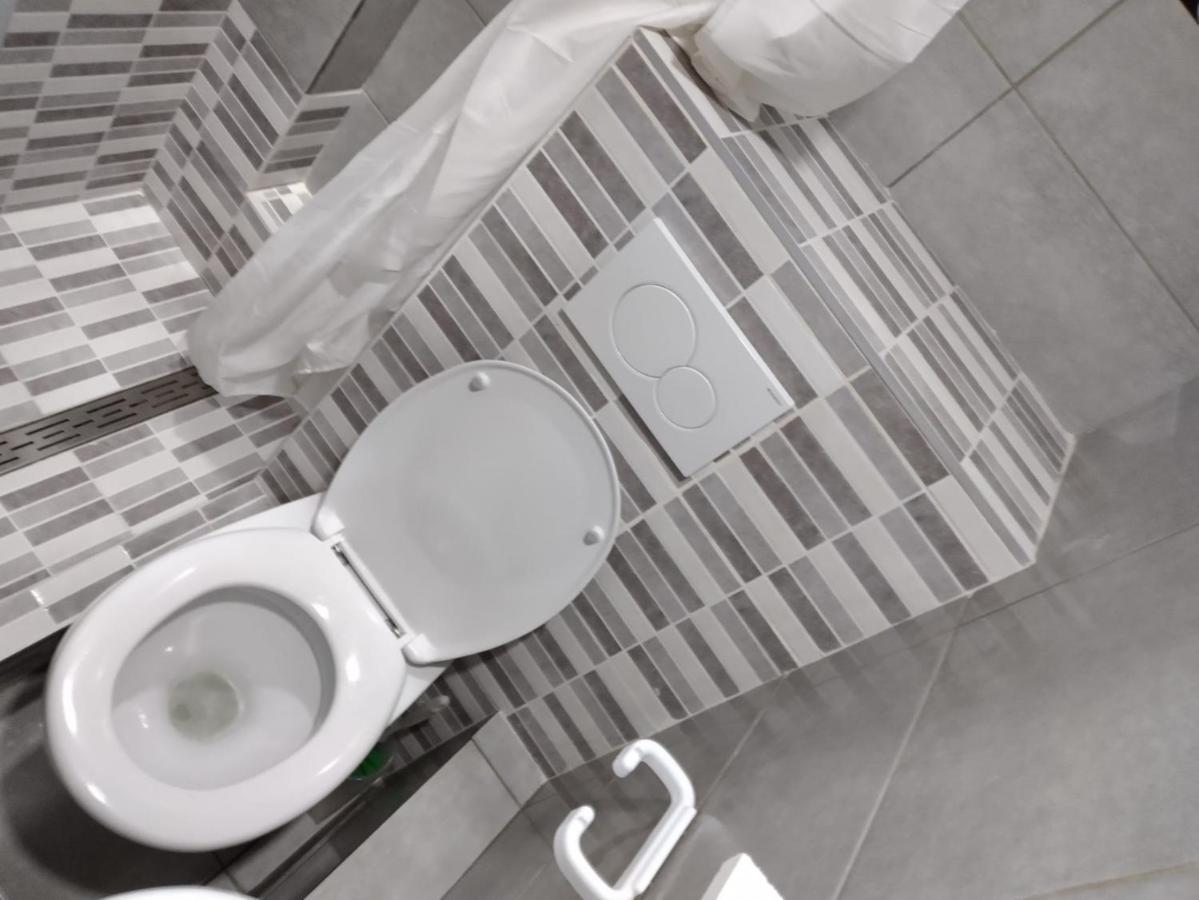 Hotel La Potiniere Schaerbeek Ngoại thất bức ảnh